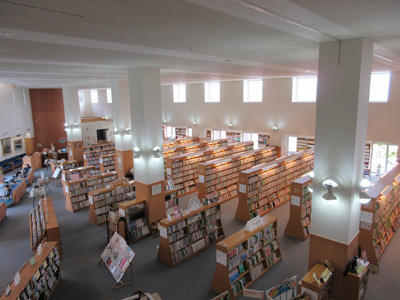 北の図書館探訪記 花と読書のまち恵庭 大田原市立図書館